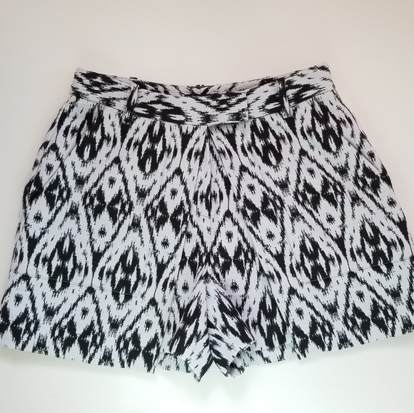 THEORY CASLYN JACQUARD LAYERED SHORTS - Picture 2 of 8